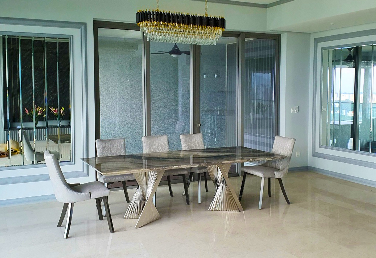 Custom vs. Ready-Made: Why Customising Your Marble Dining Table is Worth the Investment